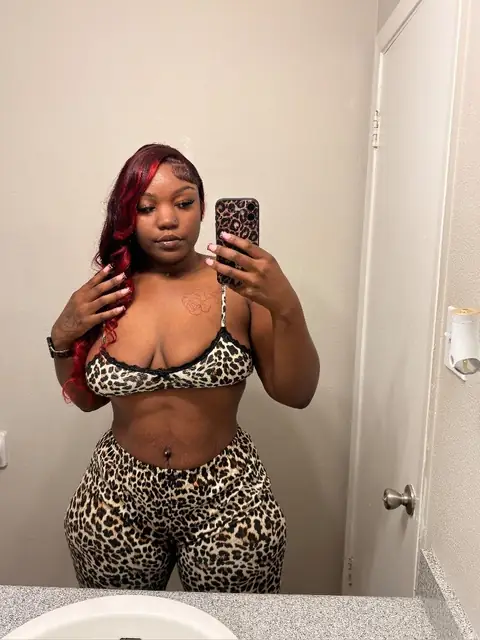Juicyboo VIP on OnlyFans