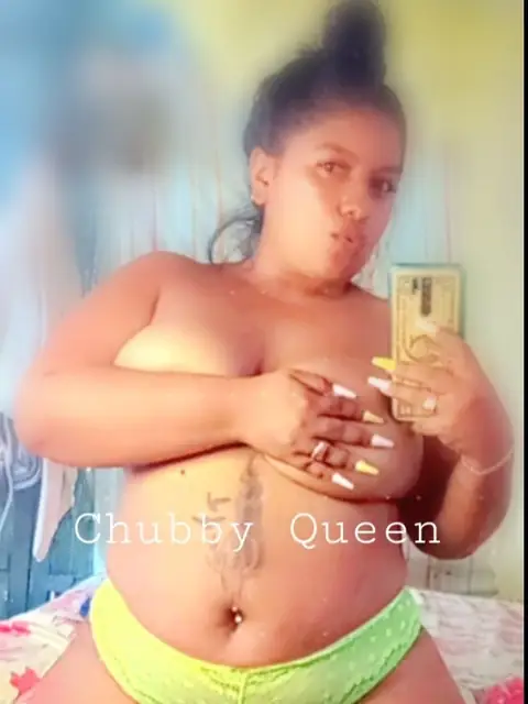 CHUBBY QUEEN FREE on OnlyFans