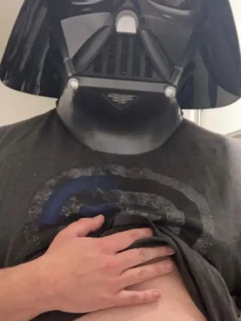 ConflictedJedi3X on OnlyFans