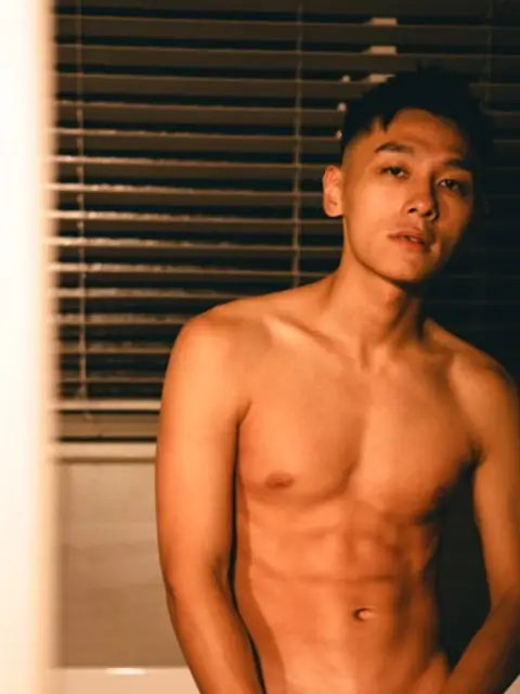 AXian on OnlyFans