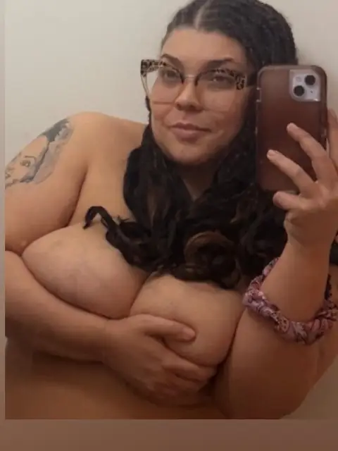Sophia Sapphire on OnlyFans