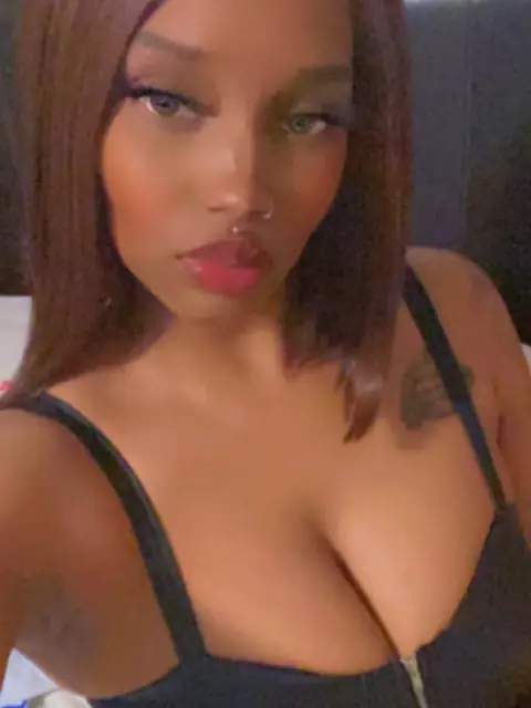Honey on OnlyFans
