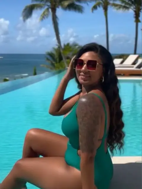 Zaria Luxury Private Videos/Pictures on OnlyFans