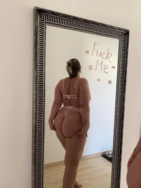 TheMoonDoll on OnlyFans