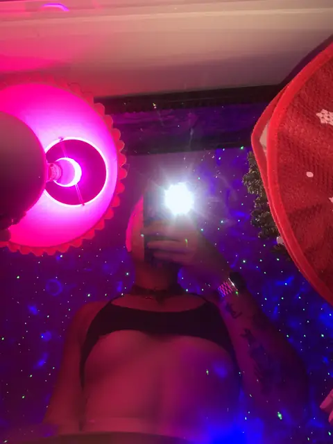aurora on OnlyFans