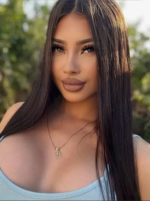 Raisaafree on OnlyFans