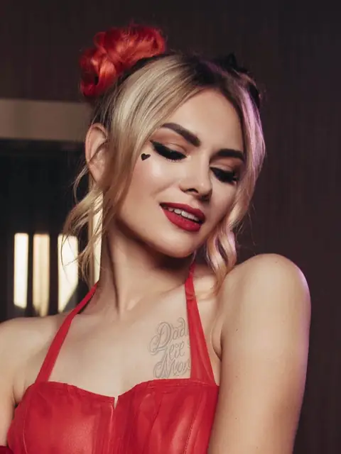 AnastasyiaQueen on OnlyFans