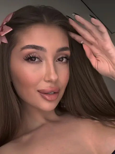 Molly Meow on OnlyFans