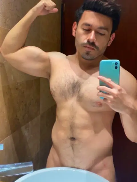 Nalgon Activo on OnlyFans
