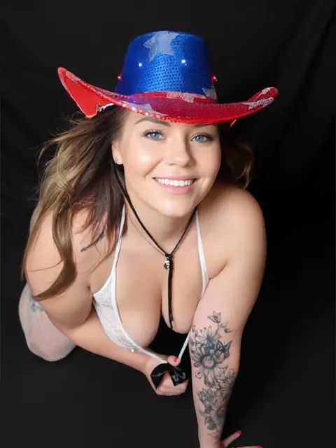 Tinaa - Free page! on OnlyFans