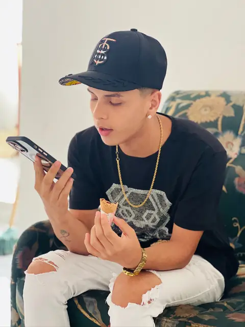 Ronny Rodr guez OnlyFans profile