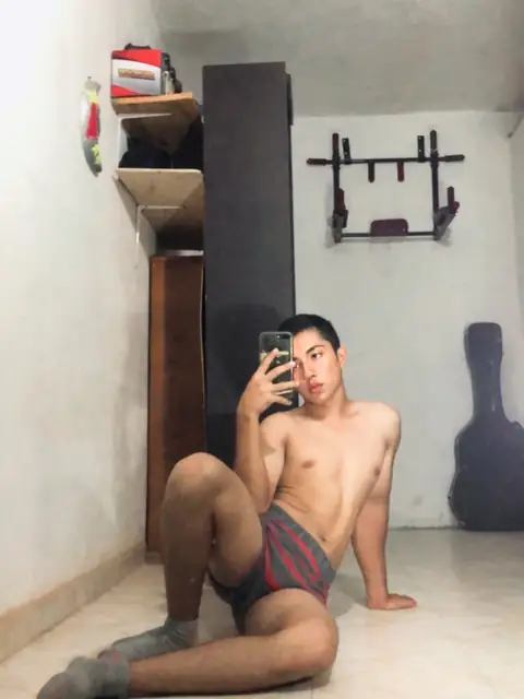 Carlos Osuna on OnlyFans