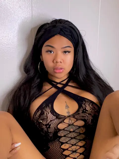 FreakyFilipina OnlyFans profile
