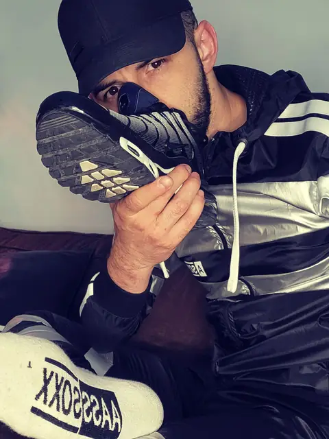 Sly_volpe on OnlyFans