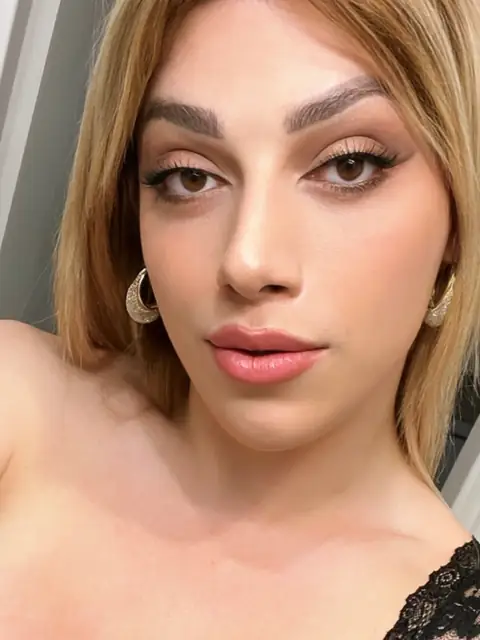 ItsNefeliDarling (Trans) on OnlyFans