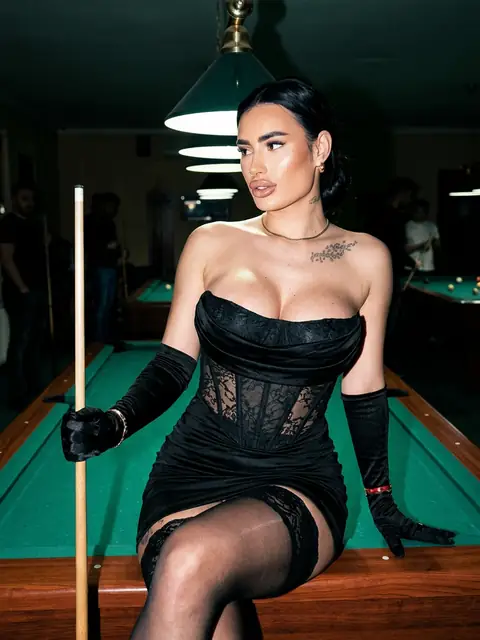 Pamela on OnlyFans