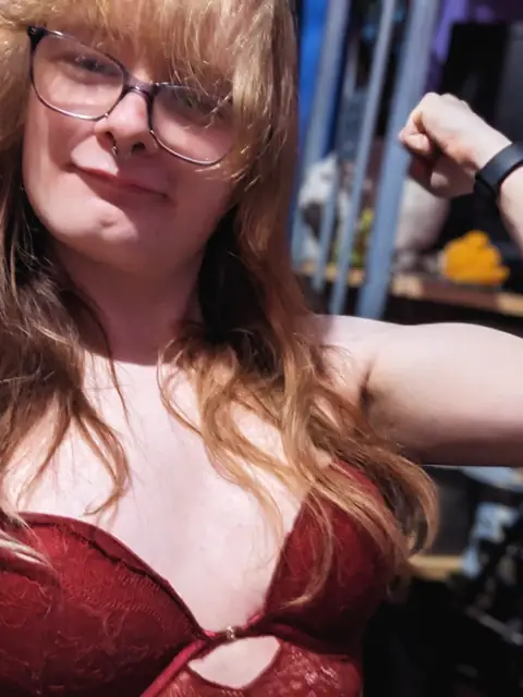 AlexaRenway (Trans) on OnlyFans