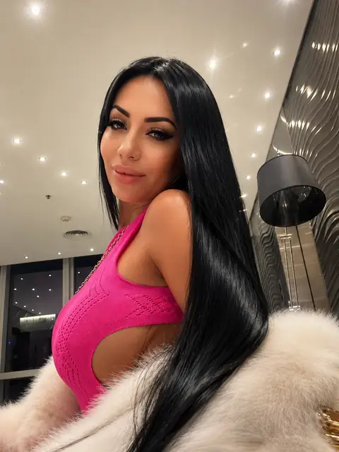 Maia Analia OnlyFans profile