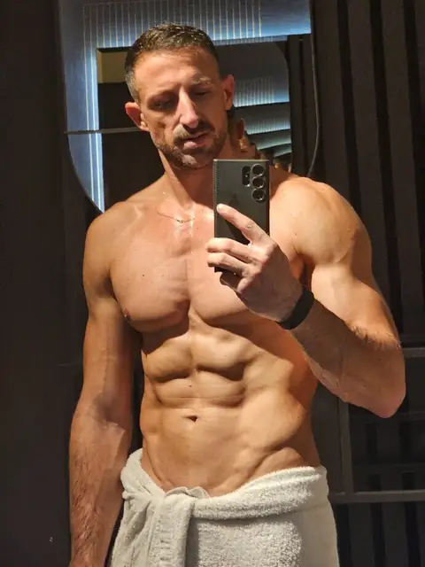 LORUSSOFA on OnlyFans