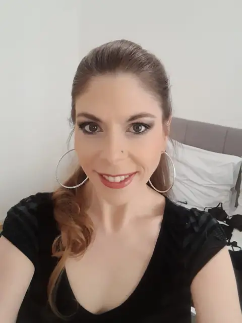 Alice Maze on OnlyFans
