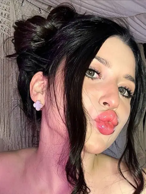 Aly Honey on OnlyFans