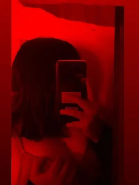 Loly OnlyFans profile
