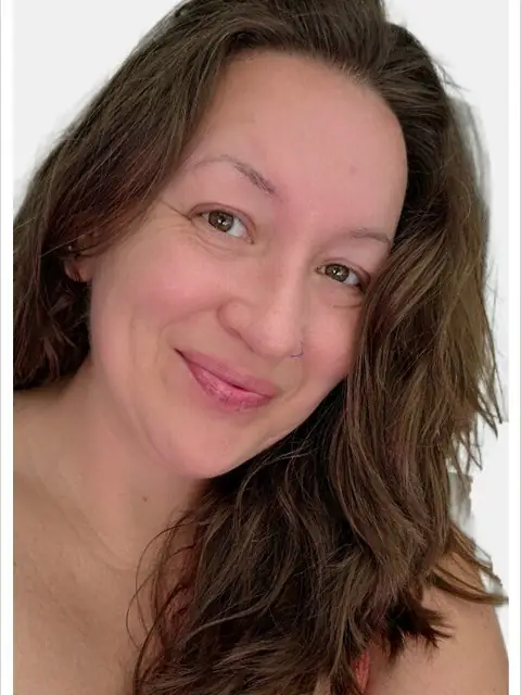 Nikki Kent OnlyFans profile