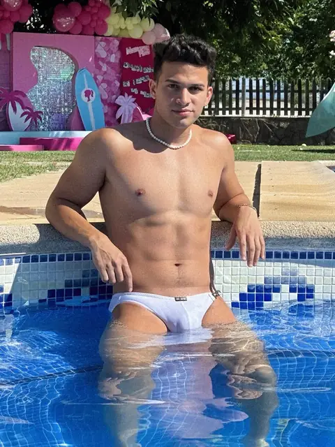 Pedro Pineda OnlyFans profile
