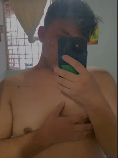 El chico de la gorra Zabdiel on OnlyFans