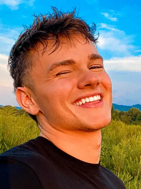 TateHoskins on OnlyFans