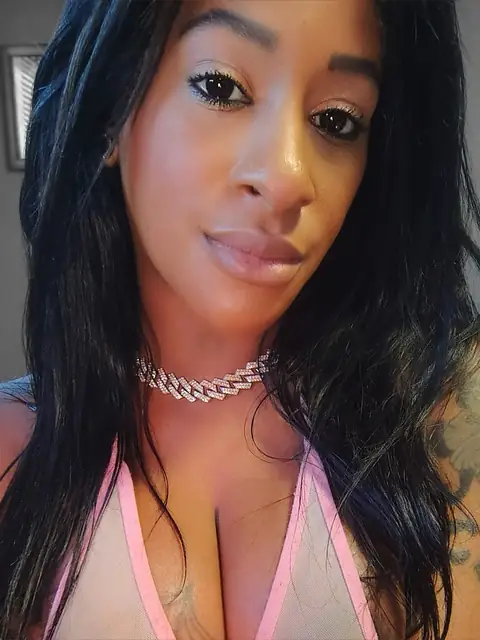 Livi Lux on OnlyFans