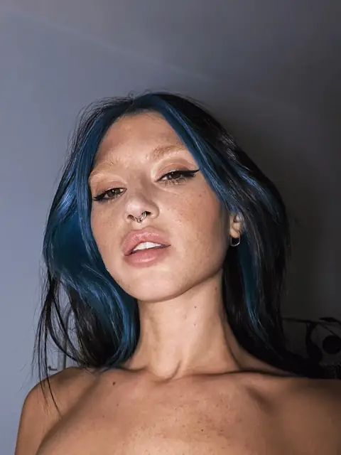DD Yana V. on OnlyFans