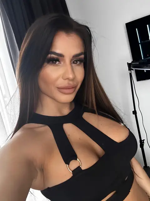 Emma Kraft on OnlyFans