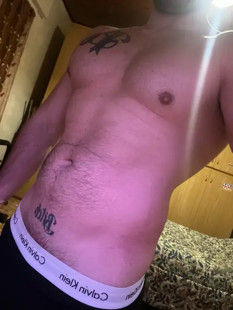 Mattia Po on OnlyFans