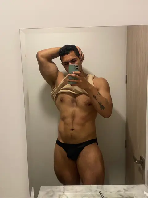 Sebasti n Alba on OnlyFans