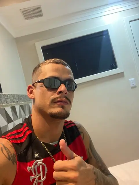 Luiz on OnlyFans