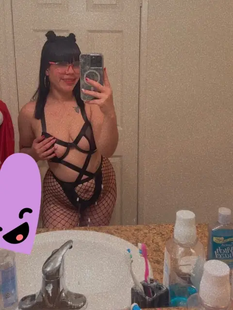 BlancaNieves on OnlyFans