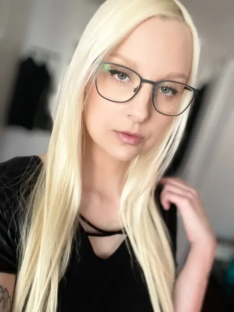 Mentalshiver free on OnlyFans