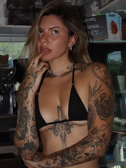 Sarah on OnlyFans