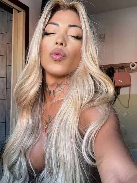Bruna Aquino on OnlyFans