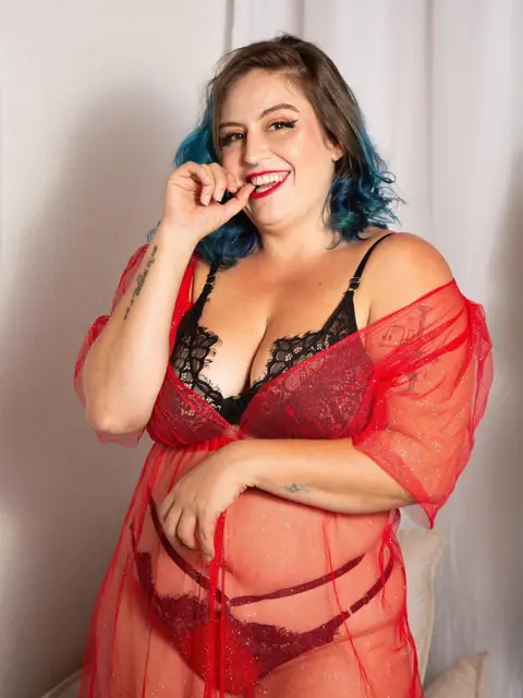 Lara L'amour on OnlyFans