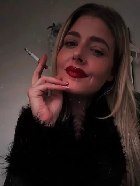 Malory Fox on OnlyFans