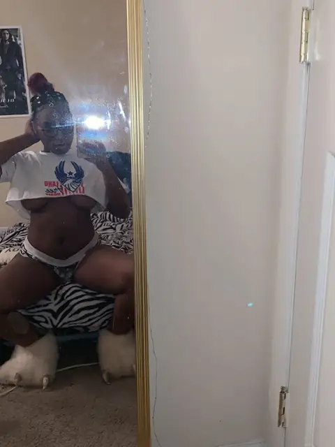 Lola Bunnii on OnlyFans