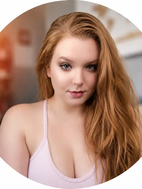 Holly OnlyFans profile