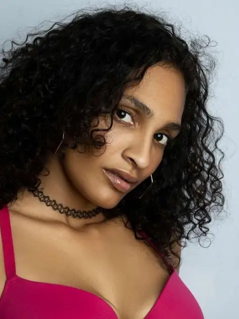 Lizzy Mitcheles on OnlyFans