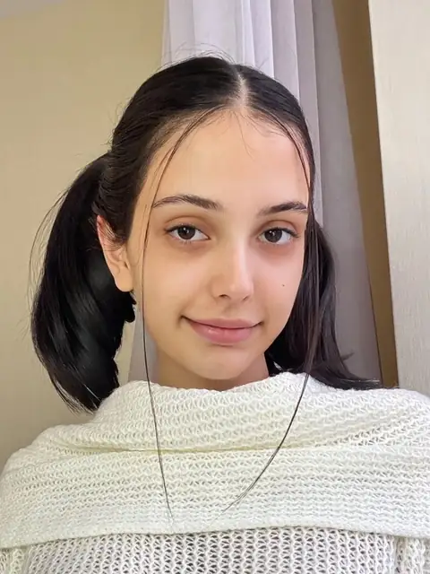 Ava on OnlyFans