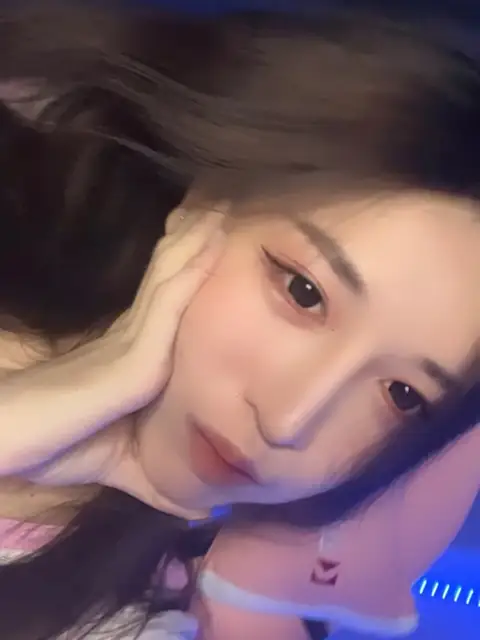 (Trans) on OnlyFans