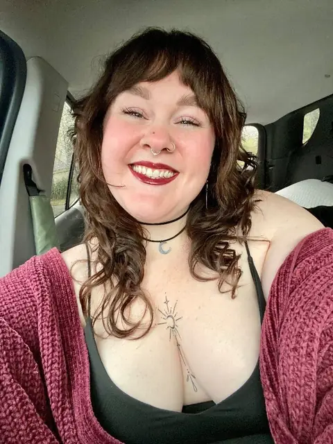 Luna Moon on OnlyFans