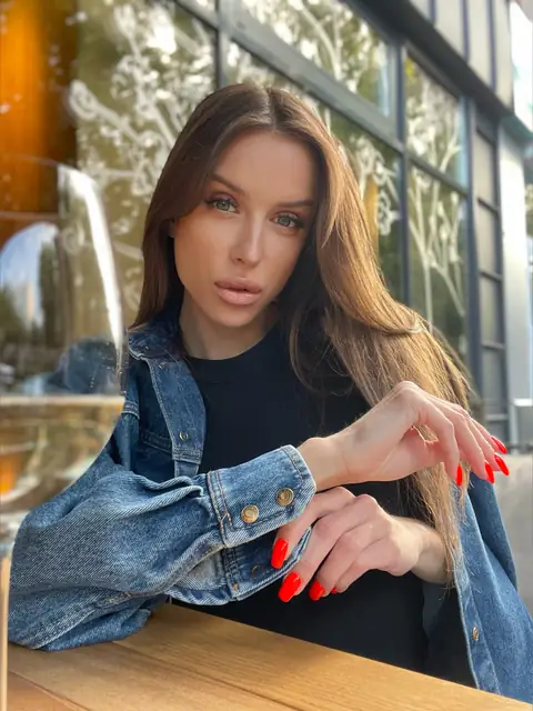 Milana on OnlyFans