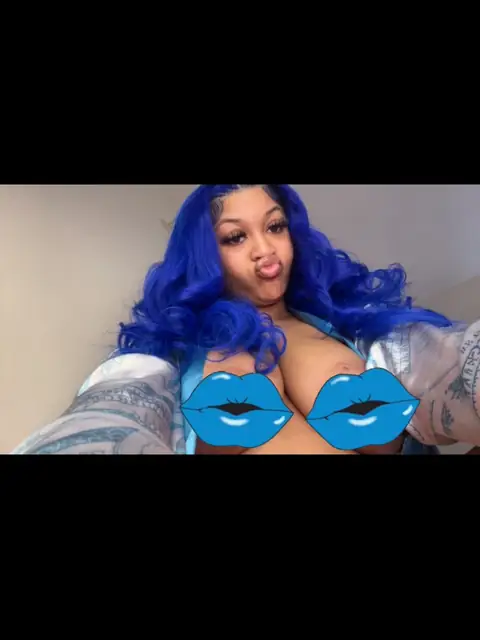 Pyt.desss on OnlyFans
